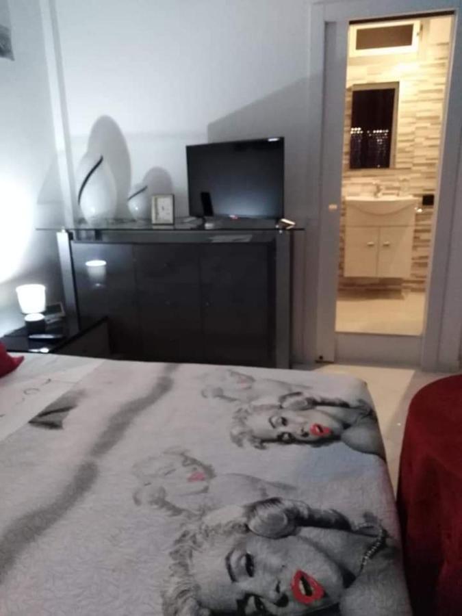 Casa Silvia Hotel Калтаджироне Екстериор снимка