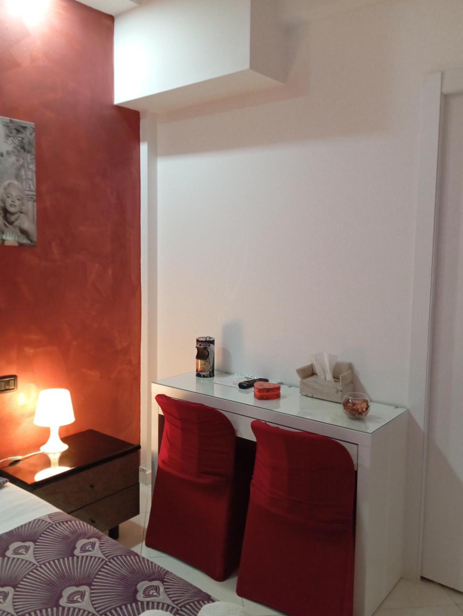 Casa Silvia Hotel Калтаджироне Екстериор снимка